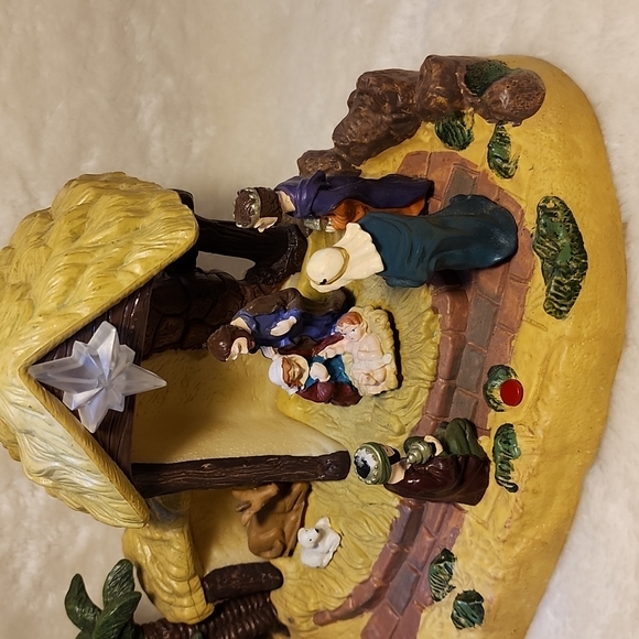 Vintage Nativity scene - Picture 2 of 8